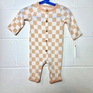 Cat & Jack™ Beige & White Checkers Baby Jersey Romper Size 3-6 Months